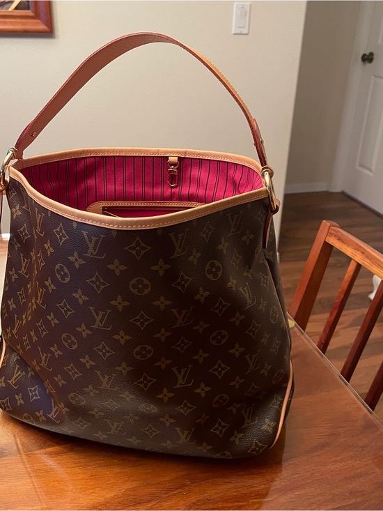 Louis Vuitton Handbags - Louis Vuitton Delightful MM Monogram Canvas Duffel with Light Natural Trim